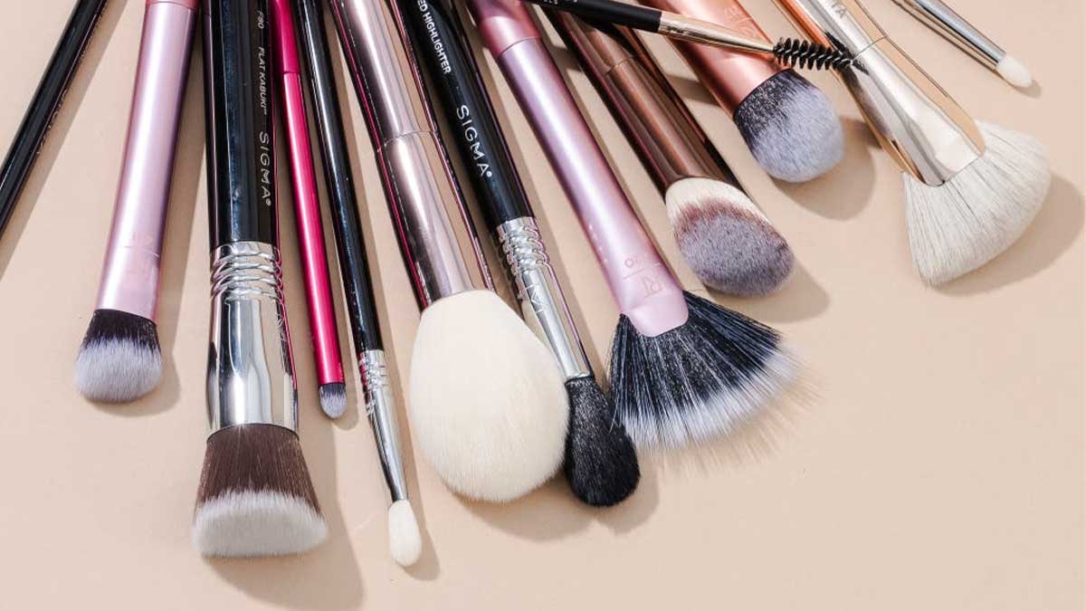 براش‌ها و ابزارهای آرایشی