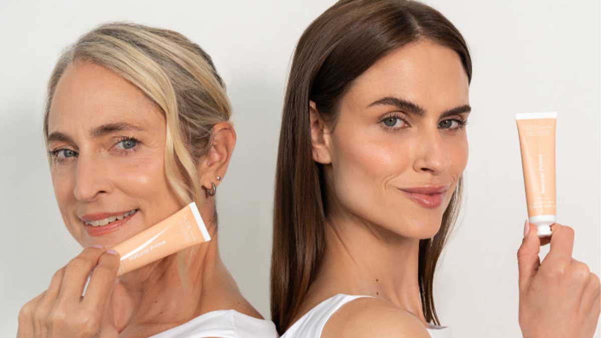 کرم پودر یا بی‌بی کرم جز انتخاب محصولات آرایشی برای سفر