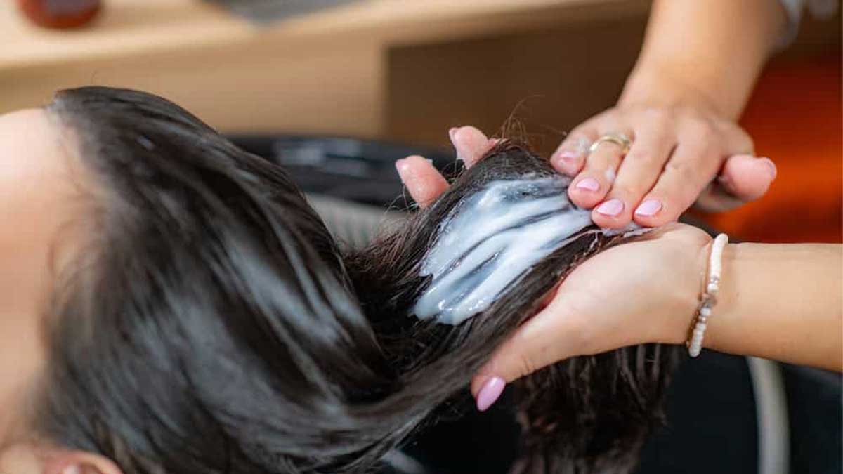 راهکارهای بلندمدت و حرفه‌ای برای بازسازی موهای خشک