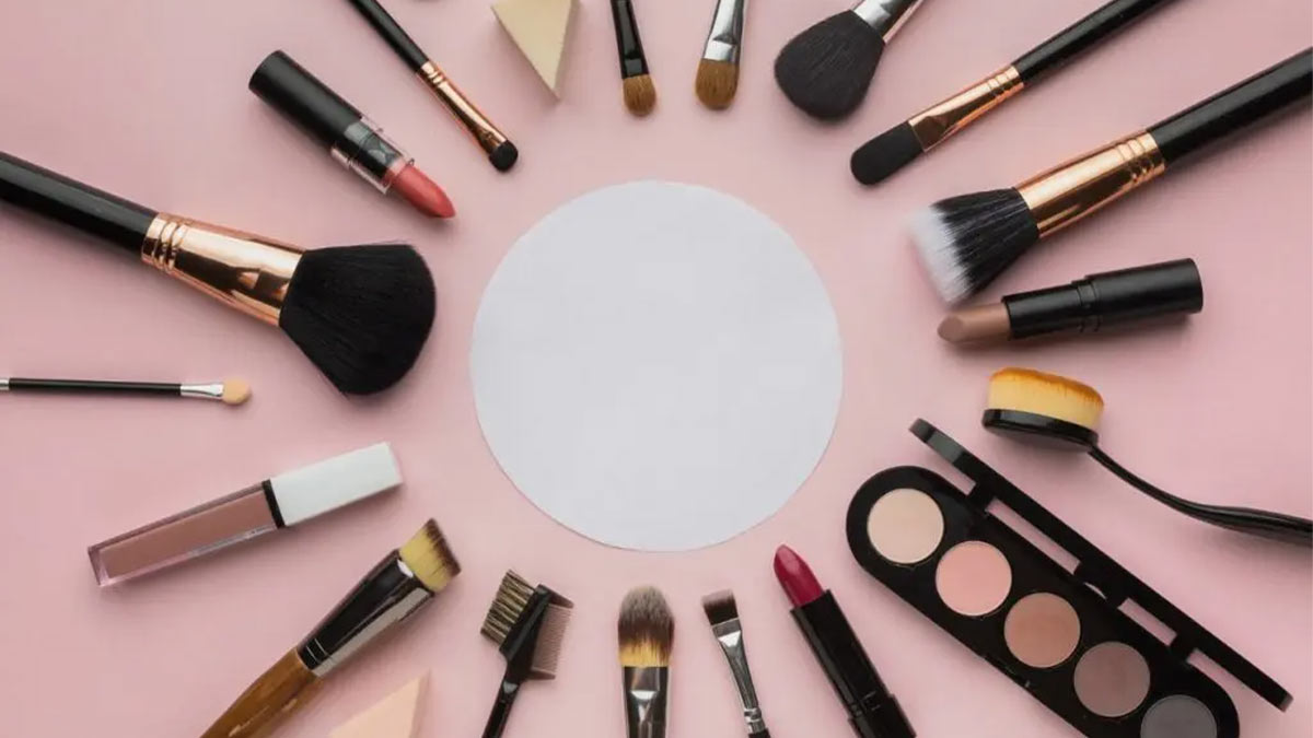 اهمیت انتخاب ابزارهای آرایشی مناسب