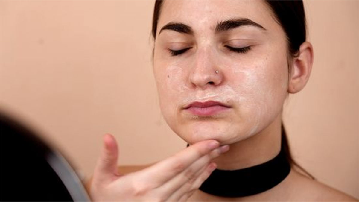 مراحل آماده‌سازی پوست برای آرایش